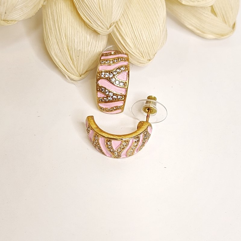 Niru pink enamel bali