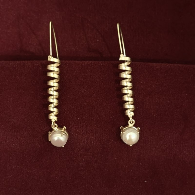Saloni golden danglers