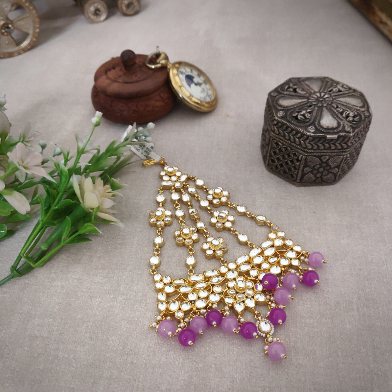 Neelam paachi kundan passa in lavender