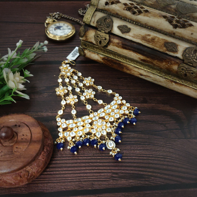 Neelam paachi kundan passa in royal blue