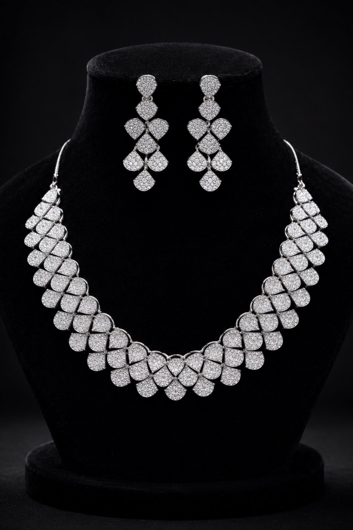 Glacier Spark AD necklace and earring set
