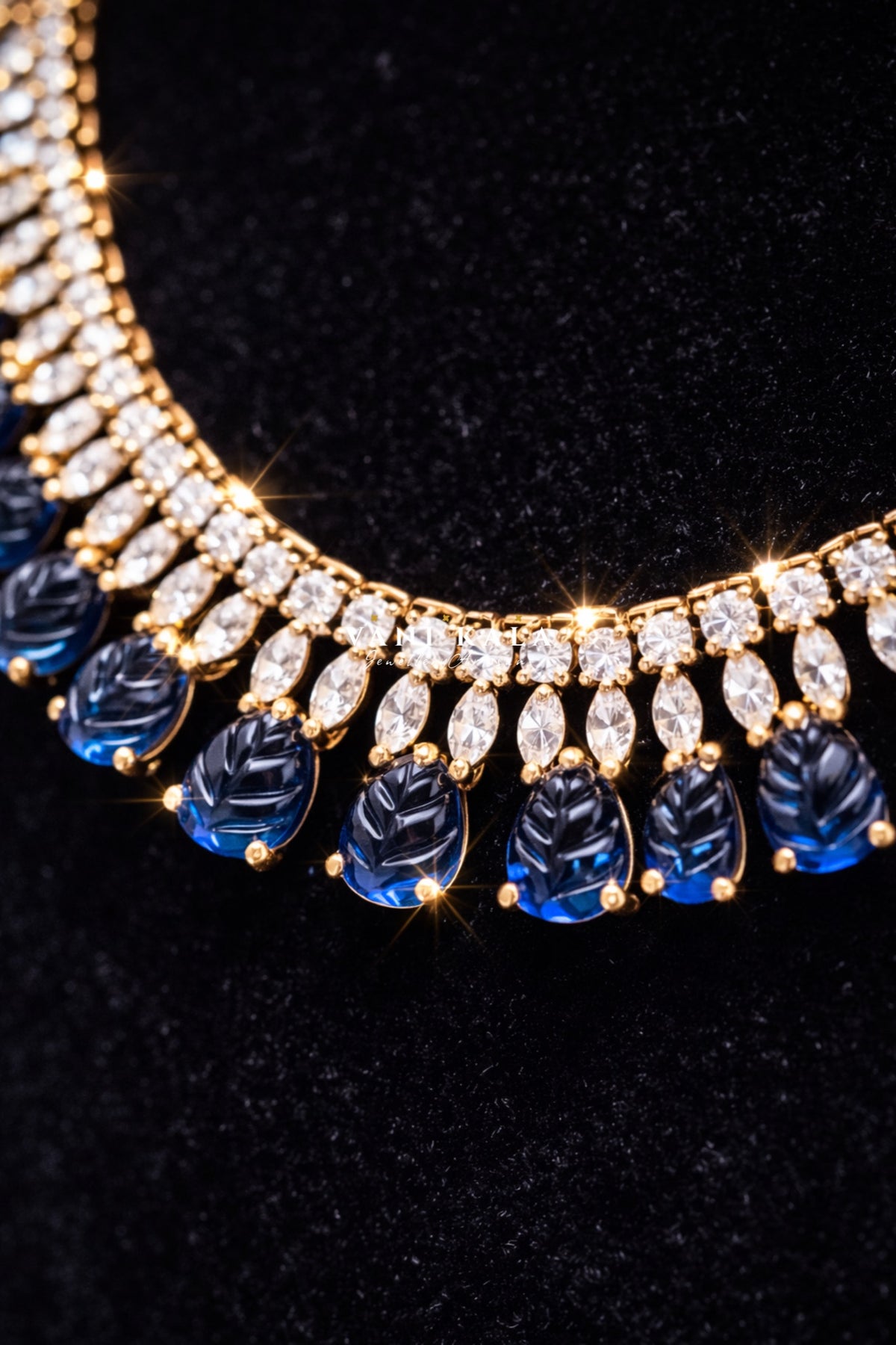 Sapphire Royal necklace, carved stone detail
