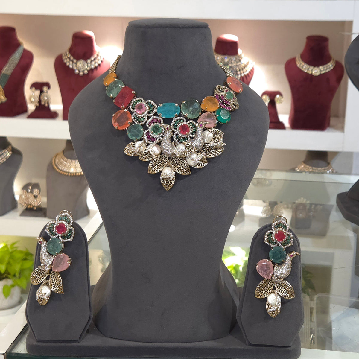 Baani designer AD set detail