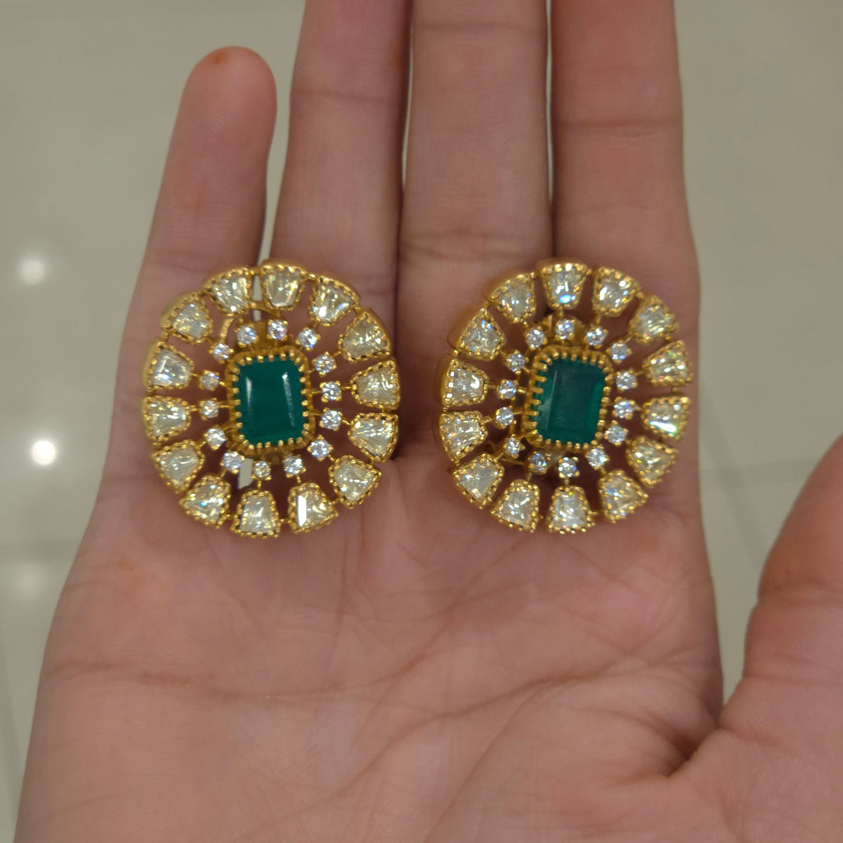 Belina moissanite polki studs