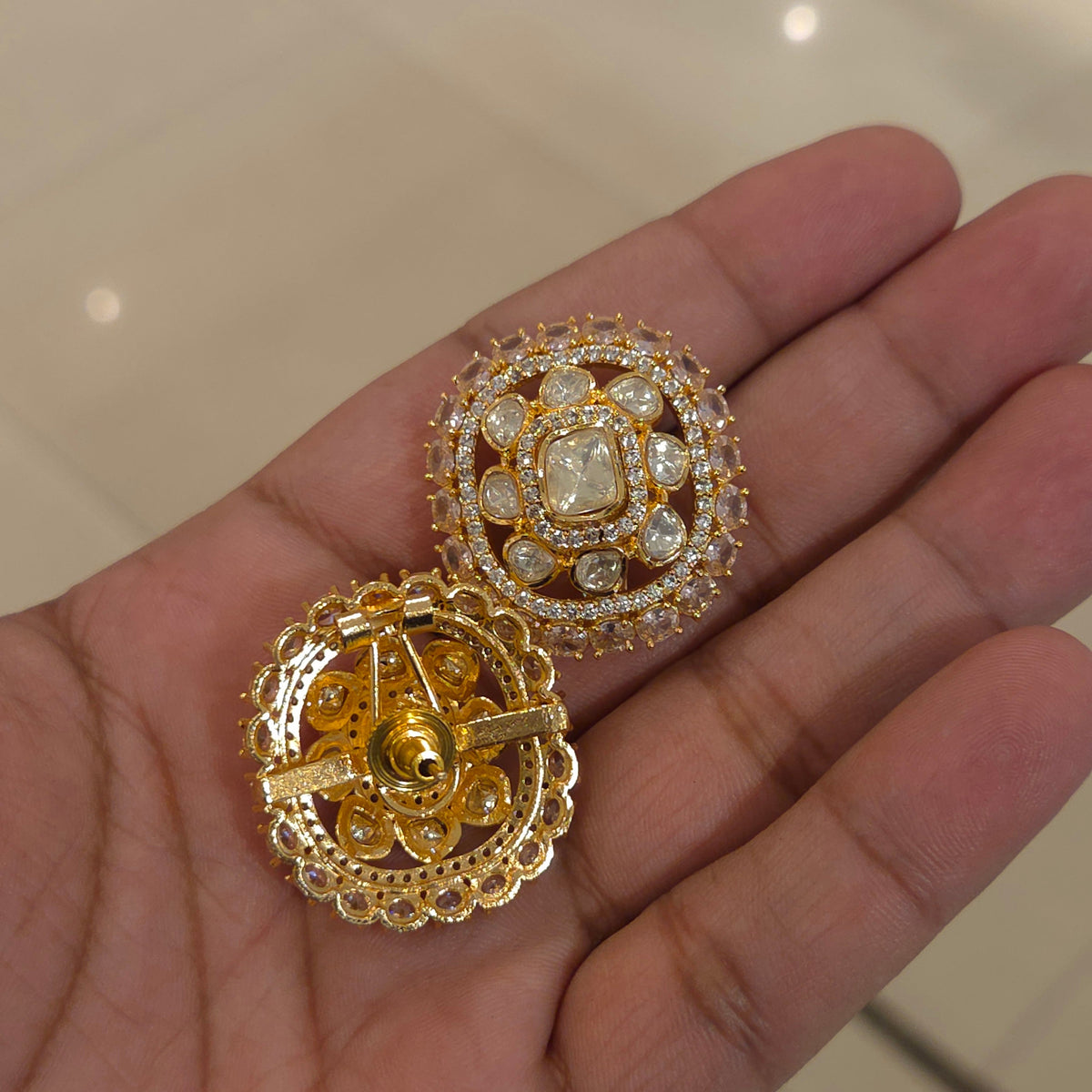 Sanya moissanite polki studs detail